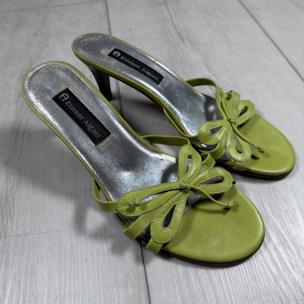 Vintage Etienne Aigner Womens Size 8.5 Green Leather Kitten Heels Sandals Y2K